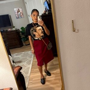 Meet your Posher, Debbie